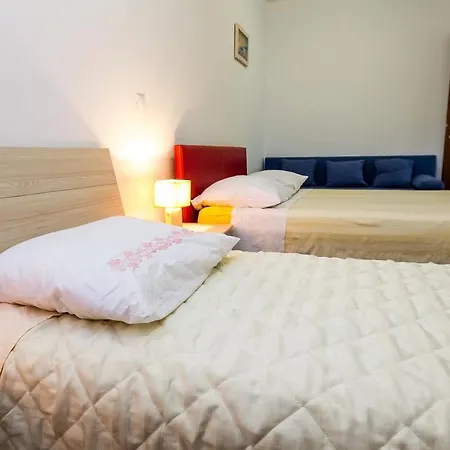 Apartment Prvi Red Do Mora, Mrljane, Pasman Mrljane