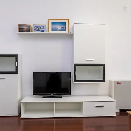 Prvi Red Do Mora, Mrljane, Pasman Apartment Mrljane