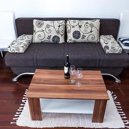 Apartment Prvi Red Do Mora, Mrljane, Pasman *
