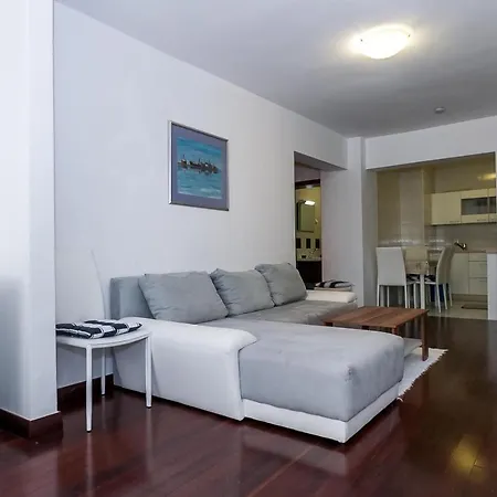 Prvi Red Do Mora, Mrljane, Pasman Apartment *