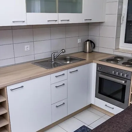 Apartment Prvi Red Do Mora, Mrljane, Pasman *